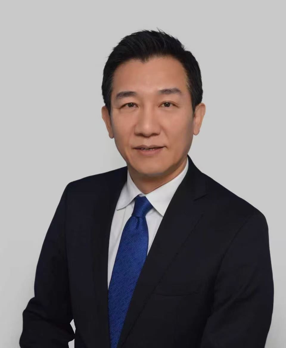 代表取締役 周進